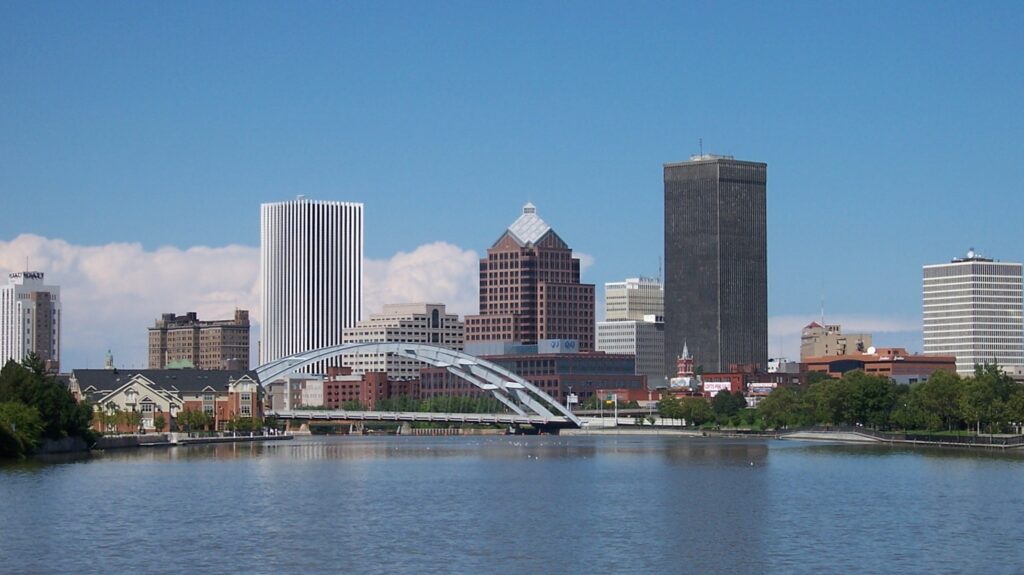 amazing-view-of-rochester-new-york-with-buildings-in-view
